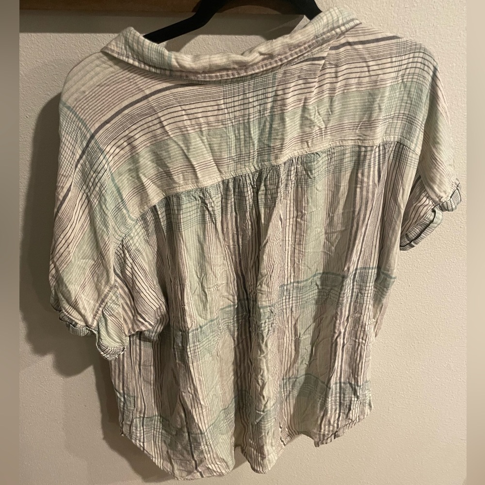 Universal Thread Casual Button Down Shirt Pale Gr… - image 4